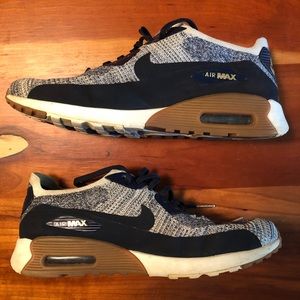 Nike Air Max 10.5 Flyknit